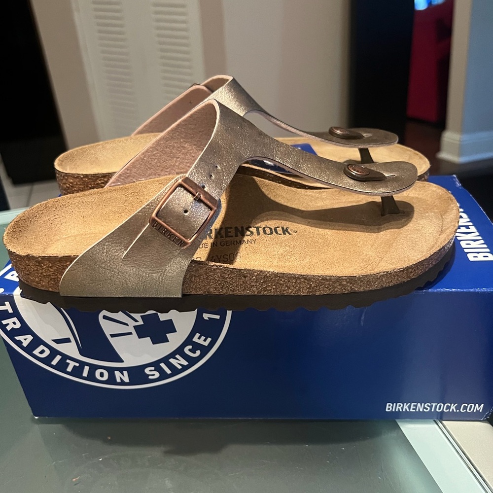 Birkenstock Women's Metallic Rose Gold T-Strap Sandals - Picture 2 of 5